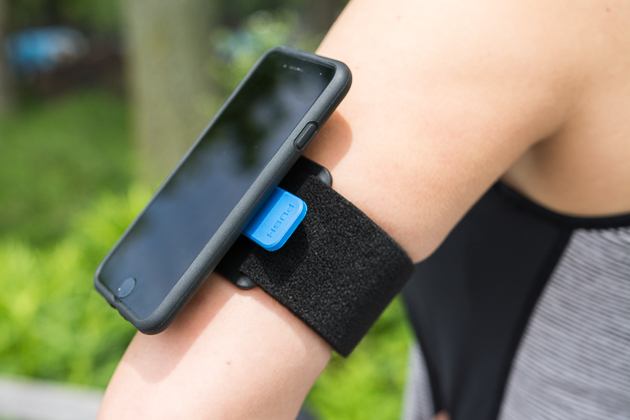 Iphone 5 running sleeve nike