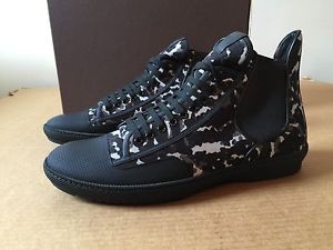 Louis vuitton camo sneakers