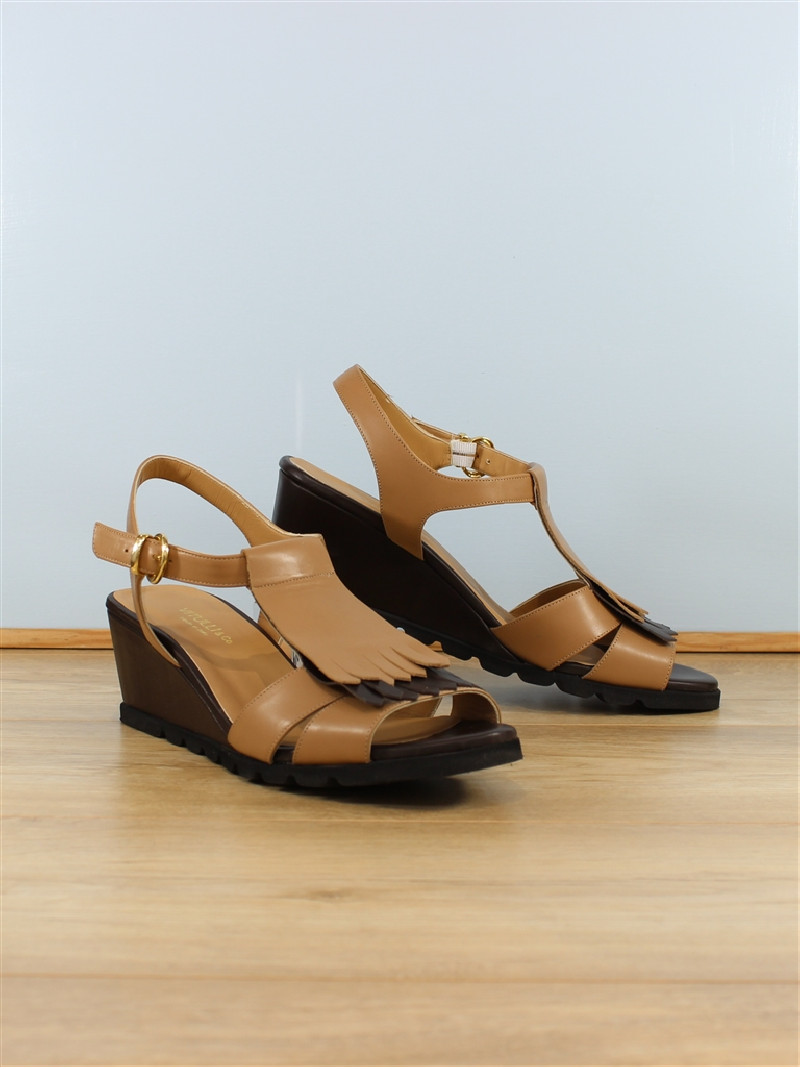 Chaussure compensée marron femme