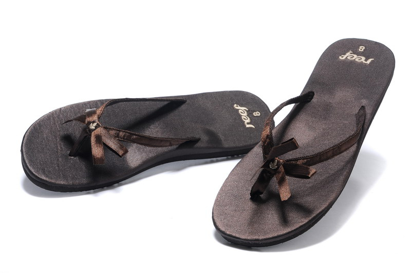 Tongs cuir femme artisanales